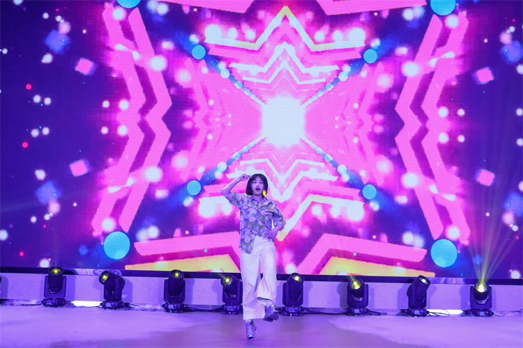 698aefd4e6792.jpg 698aefd4e6792.jpg