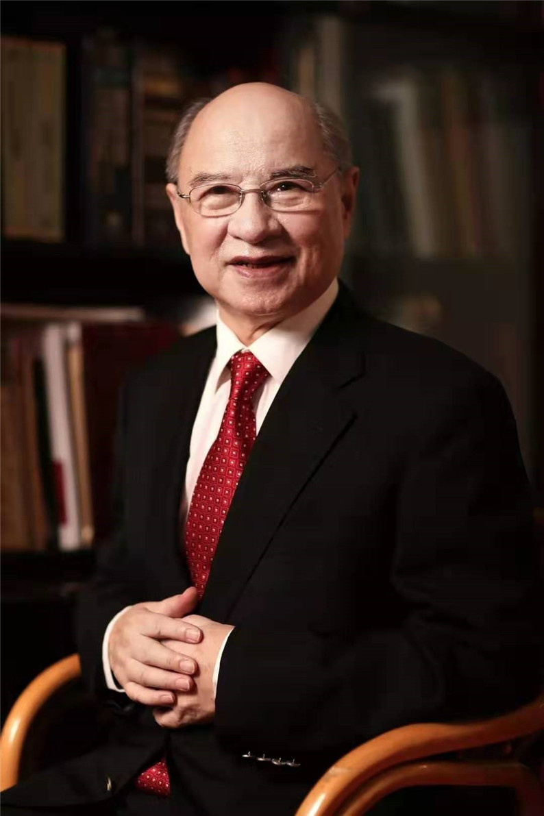 热烈祝贺陆道培院士荣获第五届医师报医学家峰会十大医学泰斗